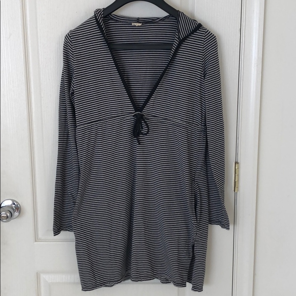 Beach Cover Up (long sleeve with hood)